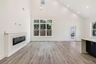 1611 Oak Street, McKinney, TX 75069 - Photo 4