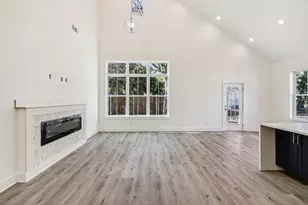 1611 Oak St, McKinney, TX 75069 - Photo 4