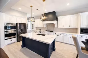 8624 Bayberry Ave, Lantana, TX 76226 - Photo 2
