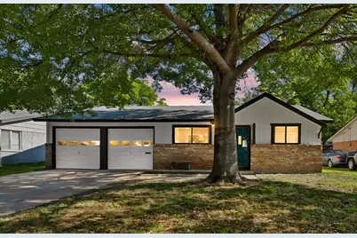 3205 McCollum Street, Irving, TX 75061 - Photo 1