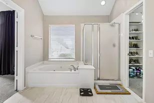 1318 Pinehurst Dr, Lewisville, TX 75077 - Photo 18
