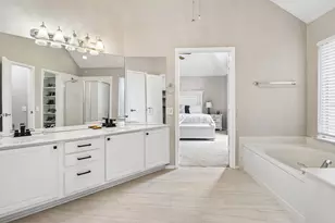 1318 Pinehurst Dr, Lewisville, TX 75077 - Photo 16