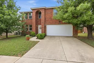 6308 St James Pl, Denton, TX 76210 - Photo 2