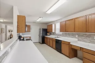 6308 St James Pl, Denton, TX 76210 - Photo 10