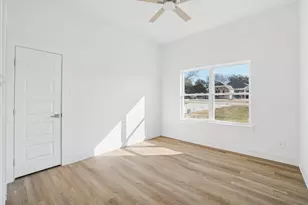 340 Slimp Blf, Azle, TX 76020 - Photo 22