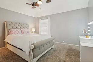 2456 Whispering Breeze Dr, Grand Prairie, TX 75050 - Photo 18