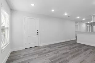 514 N Rusk St, Denison, TX 75020 - Photo 2