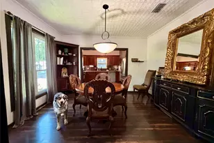 301 Forrest Ave, Cleburne, TX 76033 - Photo 10
