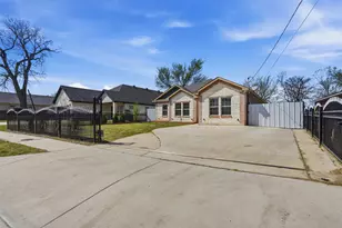 3021 Springview Ave, Dallas, TX 75216 - Photo 1