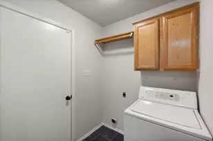 653 Ozark Ave, Burleson, TX 76028 - Photo 18