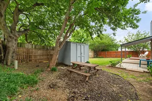 653 Ozark Ave, Burleson, TX 76028 - Photo 30