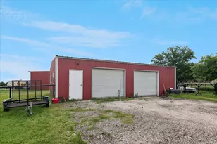 6005 Hawkeye Rd, Krum, TX 76249 - Photo 24