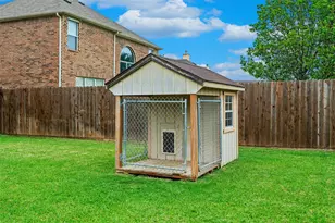 2815 S Serrano, Grand Prairie, TX 75054 - Photo 38