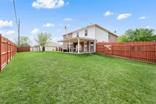 1040 Canyon Dr, Justin, TX 76247 - Photo 10