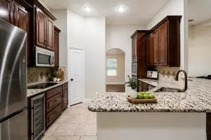 940 Lester Burt Rd, Farmersville, TX 75442 - Photo 8