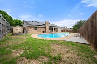 213 Meadowhill Dr, Benbrook, TX 76126 - Photo 30