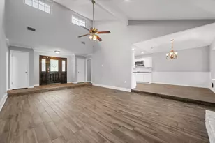 213 Meadowhill Dr, Benbrook, TX 76126 - Photo 12