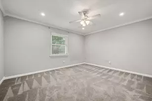 213 Meadowhill Dr, Benbrook, TX 76126 - Photo 24