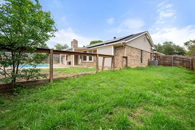 213 Meadowhill Drive, Benbrook, TX 76126 - Photo 30