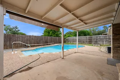 213 Meadowhill Drive, Benbrook, TX 76126 - Photo 28