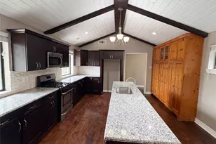 3255 Whitehall Dr, Dallas, TX 75229 - Photo 2