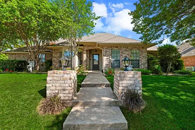6004 Lakehurst Drive, Arlington, TX 76016 - Photo 1