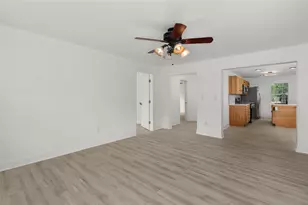 109 W Sedberry, Jefferson, TX 75657 - Photo 12