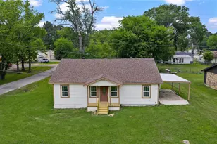 109 W Sedberry, Jefferson, TX 75657 - Photo 2