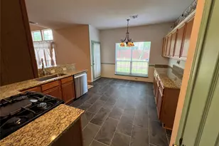 10012 Long Rifle Dr, Fort Worth, TX 76108 - Photo 8