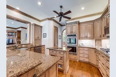 100 Bentwood Court, Denton, TX 76210 - Photo 12