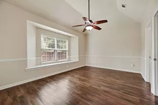 1404 Ashby Dr, Lewisville, TX 75067 - Photo 8