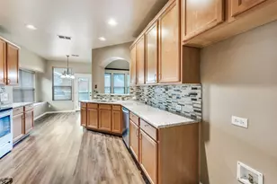 468 Darlington Trail, Fort Worth, TX 76131 - Photo 10