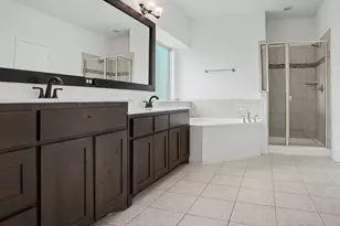 113 Brighton Dr, DeSoto, TX 75115 - Photo 18