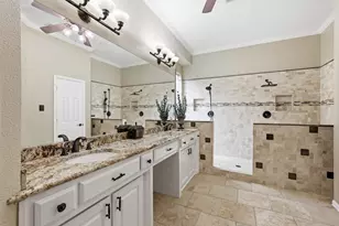 8404 Bridge St, North Richland Hills, TX 76180 - Photo 18