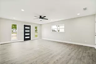 512 Grandview Dr, Granbury, TX 76049 - Photo 28
