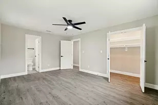 512 Grandview Dr, Granbury, TX 76049 - Photo 22