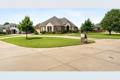 953 Prairie Timber Road, Burleson, TX 76028 - Photo 2