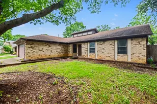1562 Tiffany Forest Ln, Grapevine, TX 76051 - Photo 1