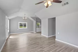 403 Elmo St, Cleburne, TX 76031 - Photo 6