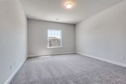 528 Hutchinson Lane, Lewisville, TX 75077 - Photo 6