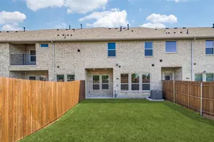 528 Hutchinson Ln, Lewisville, TX 75077 - Photo 1