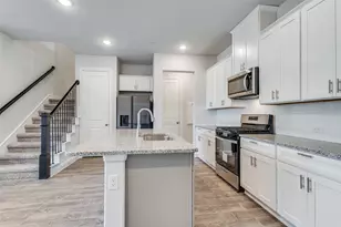 528 Hutchinson Ln, Lewisville, TX 75077 - Photo 4