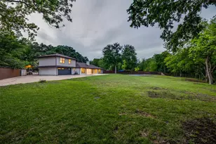 2400 Timbercreek Dr, Plano, TX 75075 - Photo 26