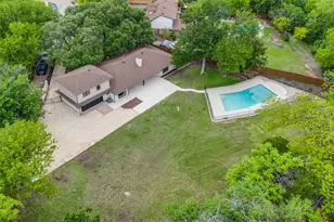 2400 Timbercreek Dr, Plano, TX 75075 - Photo 2