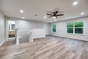 2400 Timbercreek Dr, Plano, TX 75075 - Photo 10