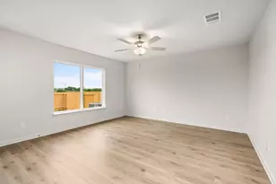 206 Condie Russell Ave, Venus, TX 76084 - Photo 6
