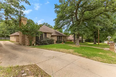 821 Red Oak Drive, Mansfield, TX 76063 - Photo 2