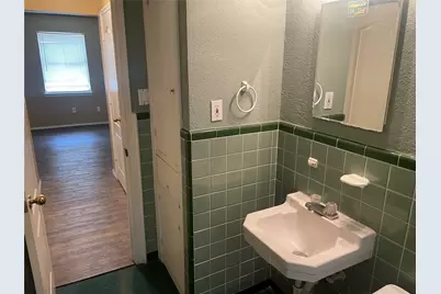 908 N Zang Boulevard #A, Dallas, TX 75208 - Photo 8