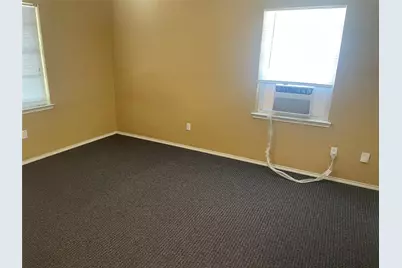 908 N Zang Boulevard #A, Dallas, TX 75208 - Photo 10