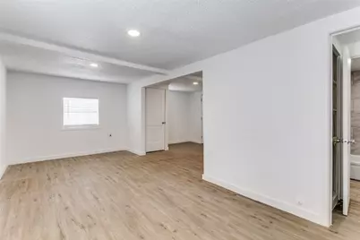 237 Conner Plaza, Lewisville, TX 75057 - Photo 4